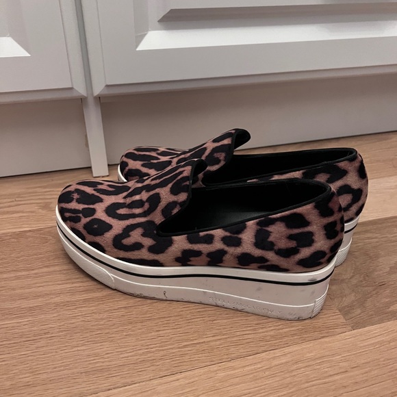 Stella McCartney Leopard Velvet Platform Wedge Slip On - Picture 3 of 5
